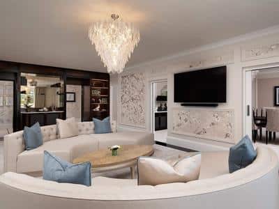 Signature Royal Suite