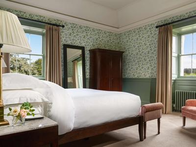 Rose Garden Suite