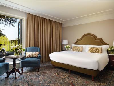 Fairmont Room - Balcony, King