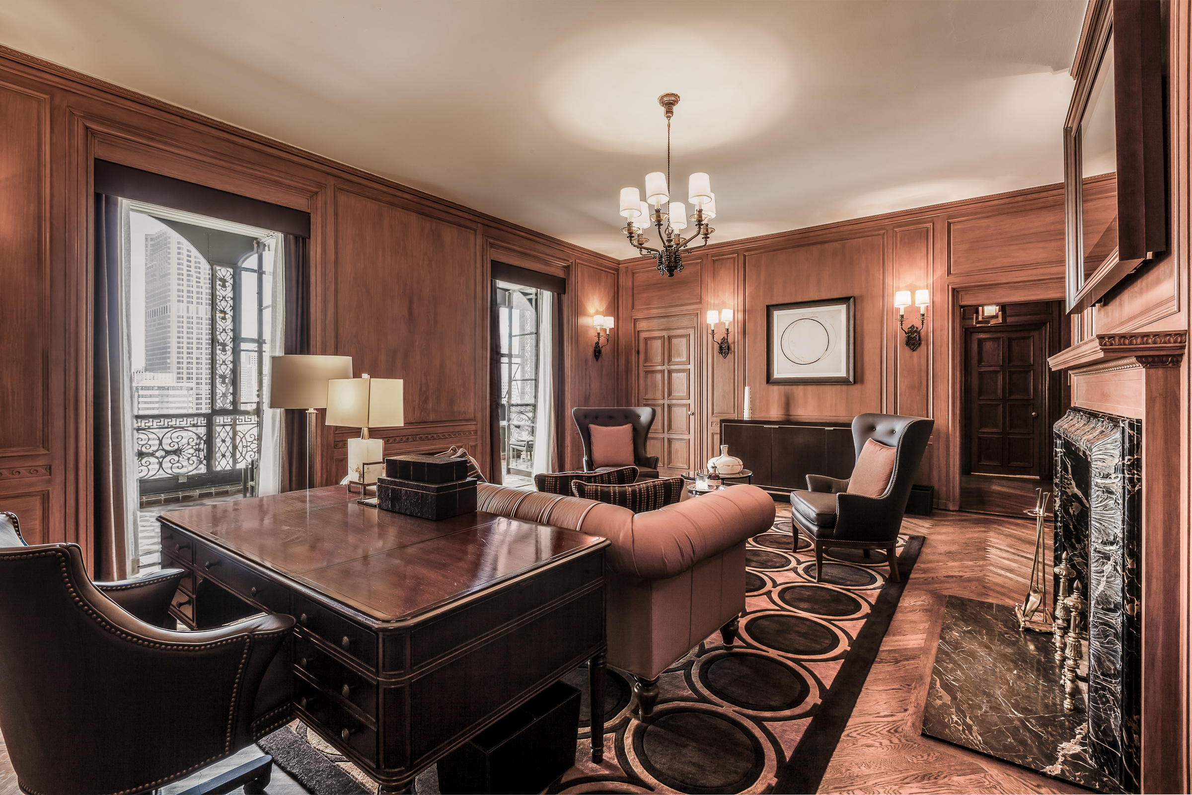 Buckingham Balcony Suite