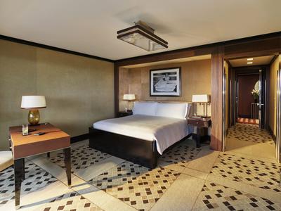 London Balcony Suite