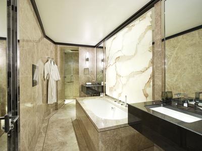 Two Bedroom Hyde Park Suite
