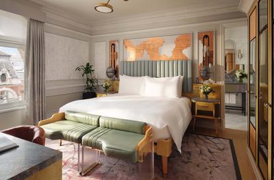 Knightsbridge Suite