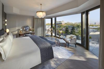 2-Bedroom Mandarin Penthouse
