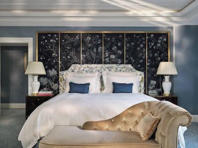 Regal Suite