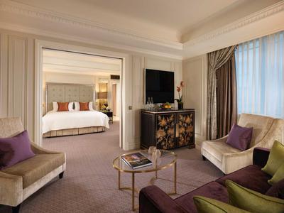 Deanery Suite