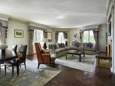 Dorchester Suite