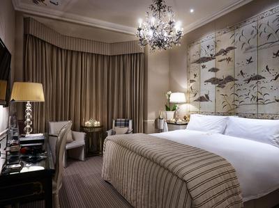 The Egerton Deluxe King Room