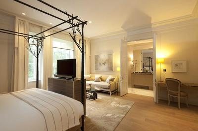 Mansion House Deluxe Room