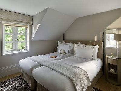 Gardener's West Cottage Suite
