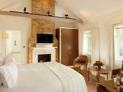 Stable Deluxe Room