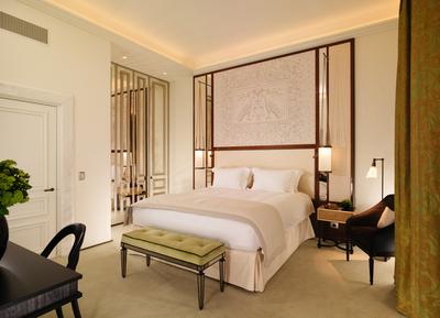 Prestige Room