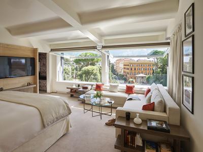 Bellavista Penthouse Suite