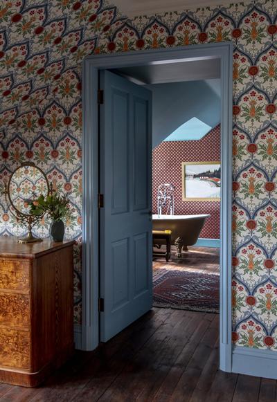 Victoriana Suite