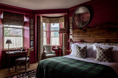 Nature & Poetry Family Suite