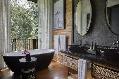 Susa Treehouse