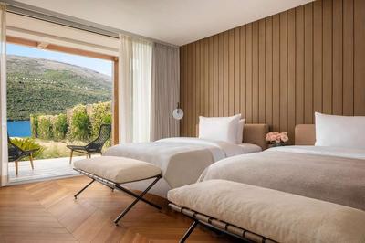 3-Bedroom Villa Lovćen