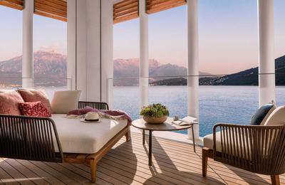 Panoramic Bayview Room