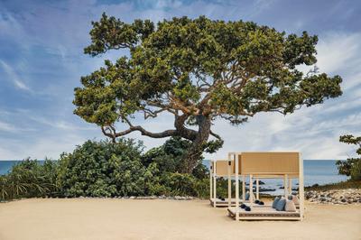 Beach Club - Cabana