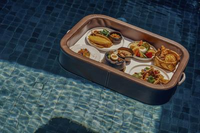 Floating Breakfast