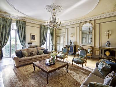 Presidential Apartment Tuileries, Park View
