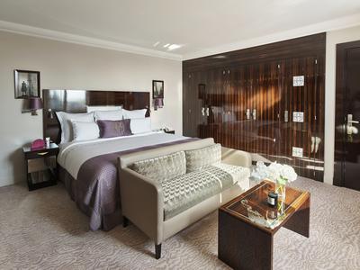 Eiffel Suite