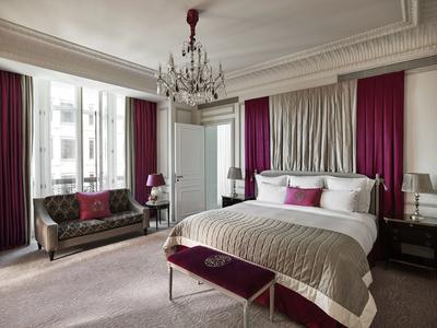 Eiffel Suite