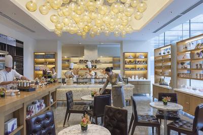 The Mandarin Cake Shop