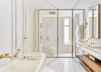 Palm Court Suite