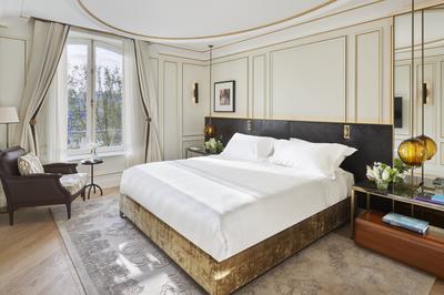 Turret Suite