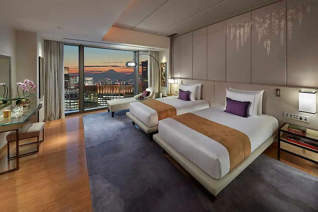 Mandarin Suite