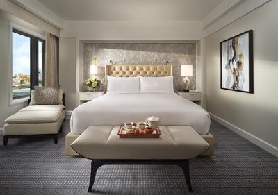 Back Bay Corner Suite