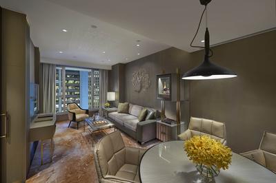 L900 Suite