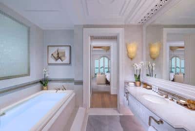 Sea View Suite