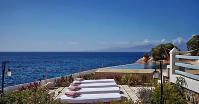 3 Bedroom Waterfront Villa