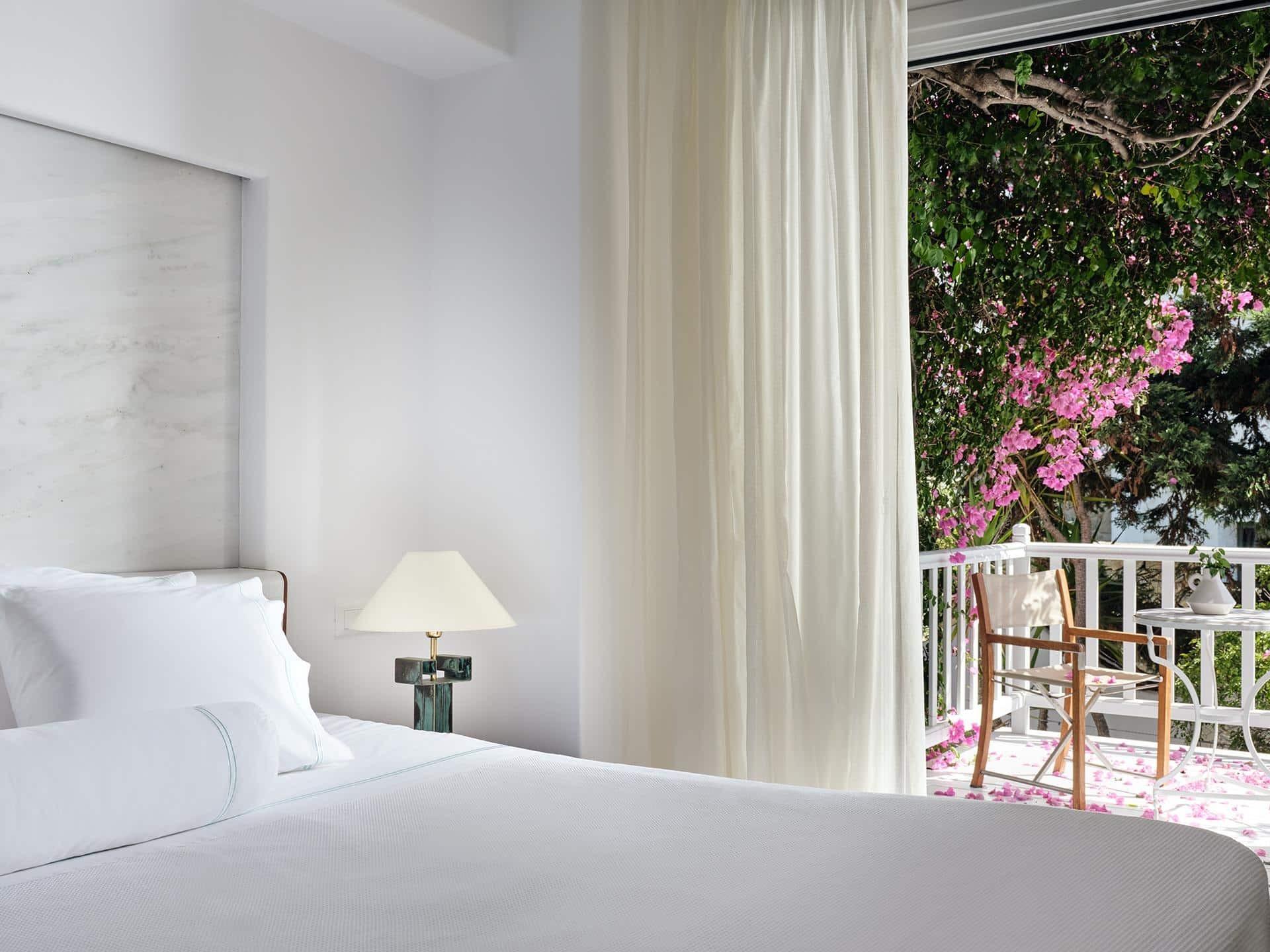 Hilltop Sea View Suite