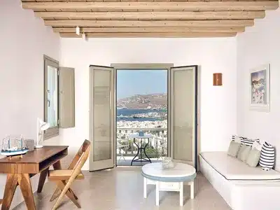 Hilltop Sea View Suite