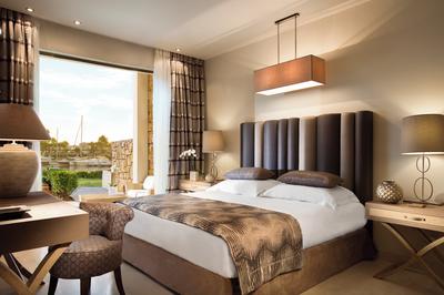 Suite Marina Front