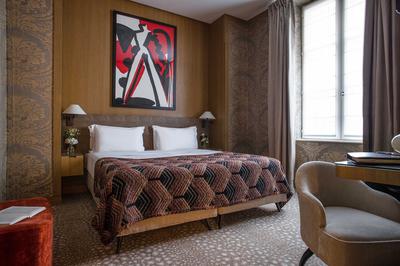 Classic Club Room / Limited mobility Room Club
