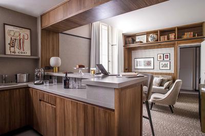 One Bedroom, Apartment Club