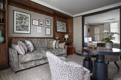 Suite Club / Suite Club with connecting room