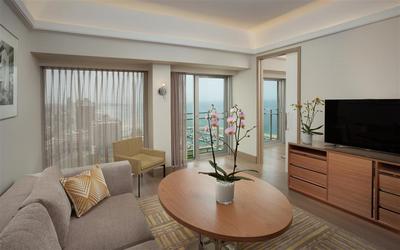 King Grand Vista Suite with Sea View