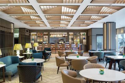 Lobby Restaurant & Bar