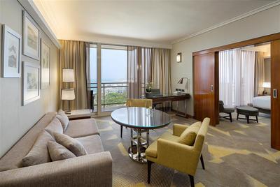 King Plaza Vista Suite with Sea View