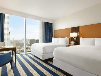 Deluxe Room - 2 Queens