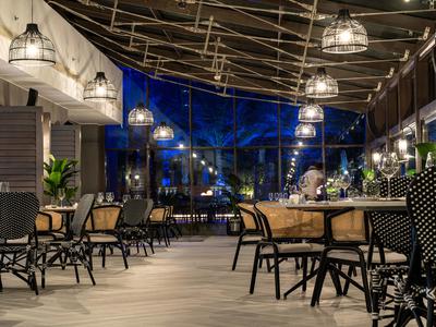 Plantation Brasserie, Bar and Restaurant