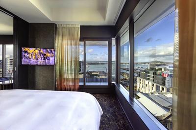 SO Suite, Club Signature Access