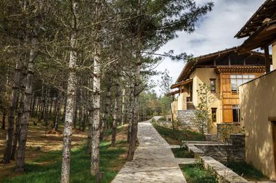 Six Senses Paro