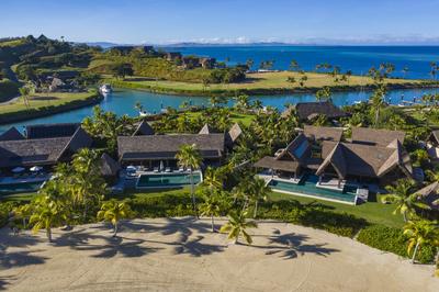 Beachfront Pool Residences