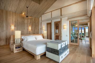 1 Bedroom Water Retreat with Slide